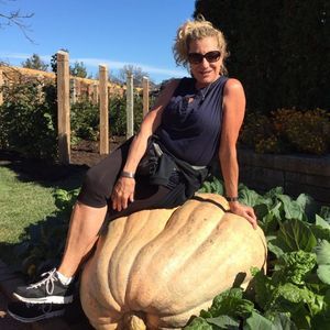 Meet your Posher, Joellen